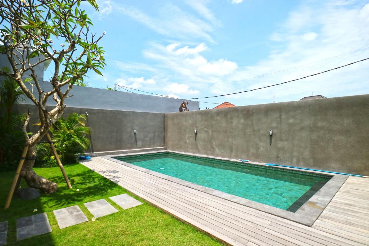 Lotus Bali Guest House Canggu  Exterior photo