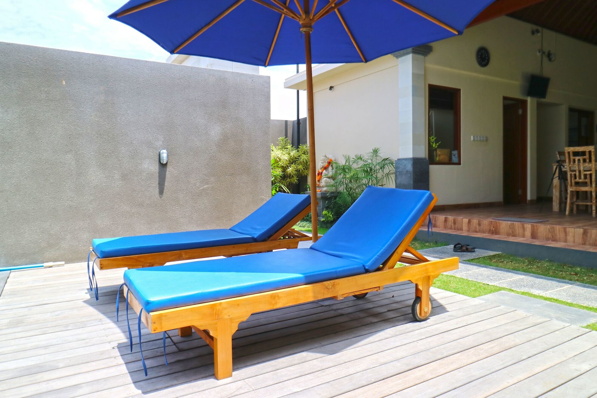 Lotus Bali Guest House Canggu  Exterior photo